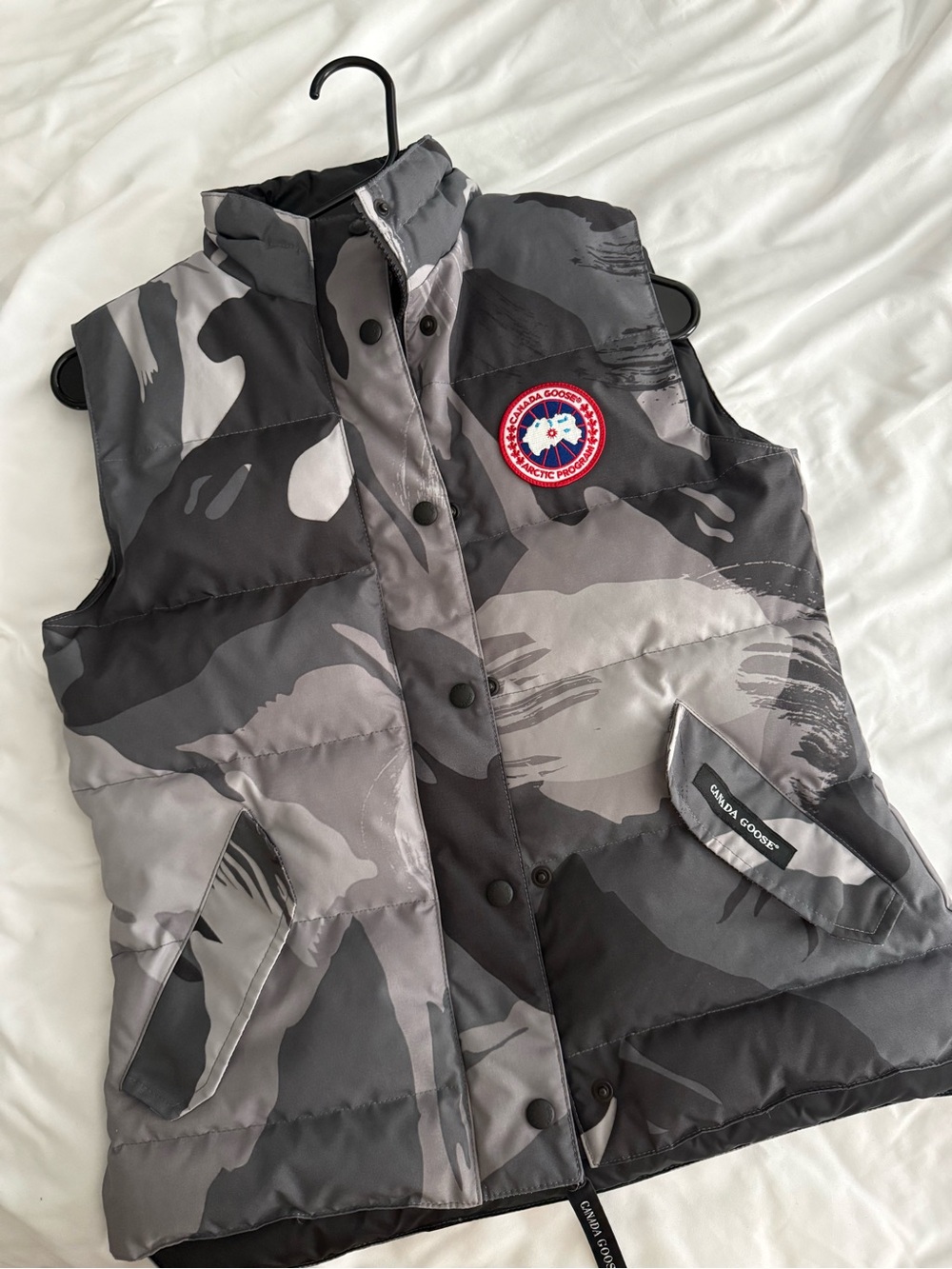 Canada Goose Womens Grey Camo Puffer Vest